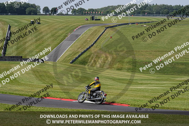 Vintage motorcycle club;eventdigitalimages;mallory park;mallory park trackday photographs;no limits trackdays;peter wileman photography;trackday digital images;trackday photos;vmcc festival 1000 bikes photographs